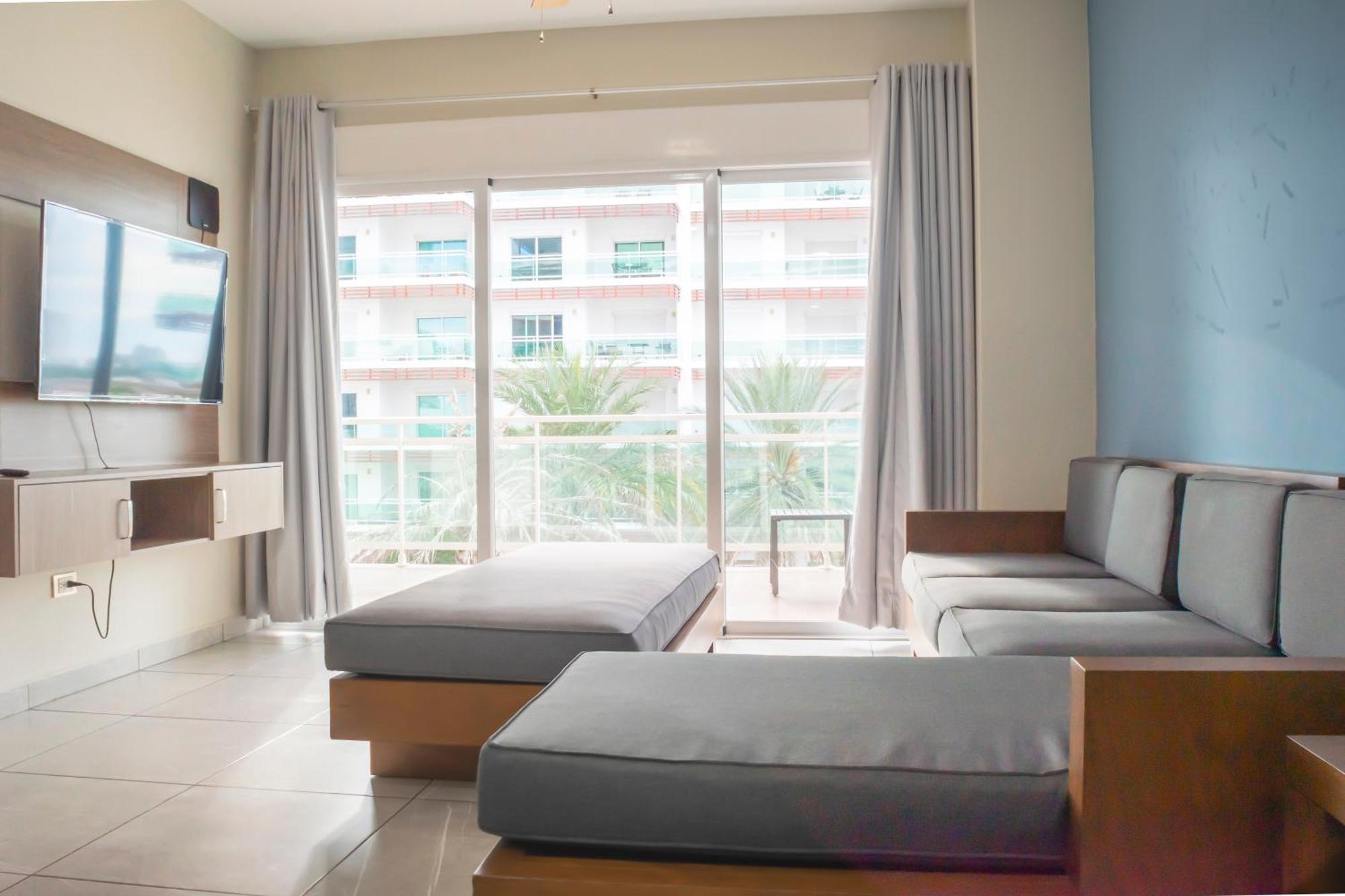 Condominio Con Una Bonita Vista Del Puerto Deportivo De G P S Rentas マサトラン エクステリア 写真